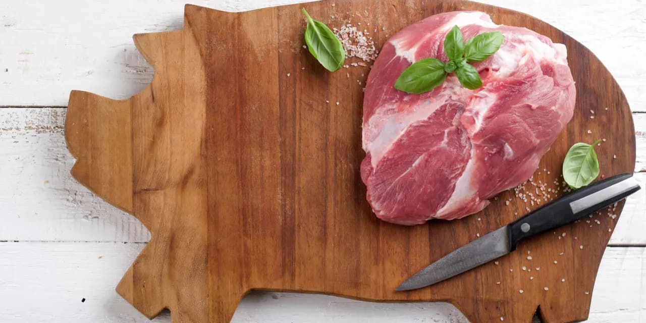 Czy pies może jeść wieprzowinę? Najważniejsze informacje i zasady bezpieczeństwa Czy pies może jeść wieprzowinę? Najważniejsze informacje i zasady bezpieczeństwa