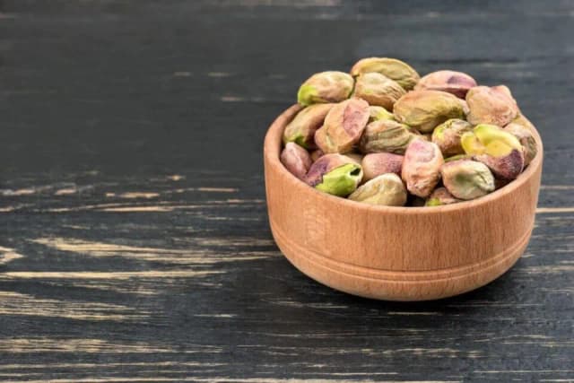 Zanim podasz kotu pistacje przeczytaj o ukrytych zagrożeniach dla zdrowia Zanim podasz kotu pistacje przeczytaj o ukrytych zagrożeniach dla zdrowia